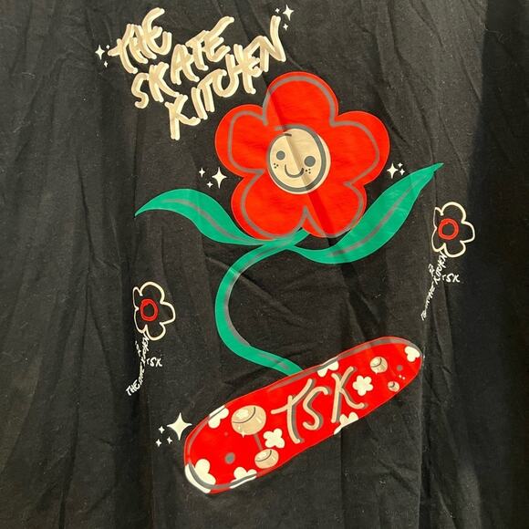 No Fear x H&M Graphic T-Shirt Black Flower Skate Collab Tee Men’s XL - Picture 8 of 10